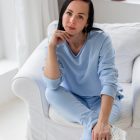 Laisvalaikio kostiumėlis. Kelnės, džemperis.